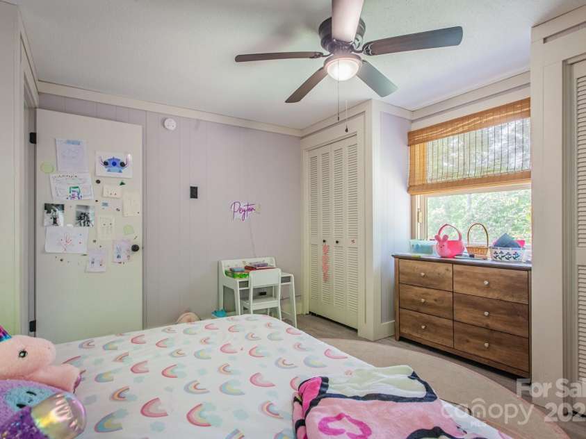 68 Mountain Drive, Robbinsville, NC 28771.  MLS# CAR4291302, YatesRealty ID 31797. 