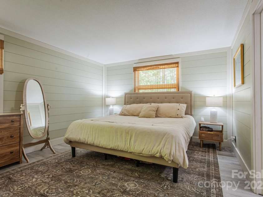 68 Mountain Drive, Robbinsville, NC 28771.  MLS# CAR4291302, YatesRealty ID 31797. 