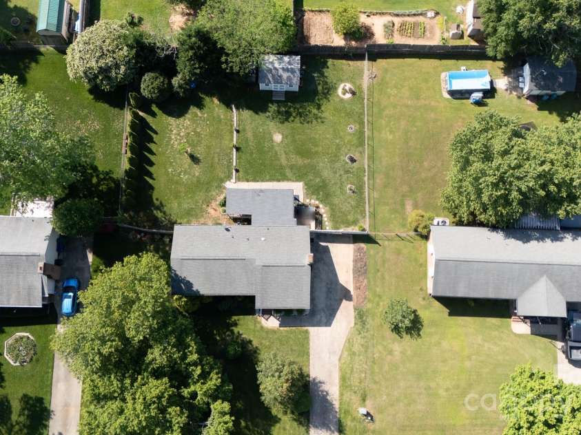 205 Wrentree Lane, Gastonia, NC 28056.  MLS# CAR4256679, YatesRealty ID 31798. 