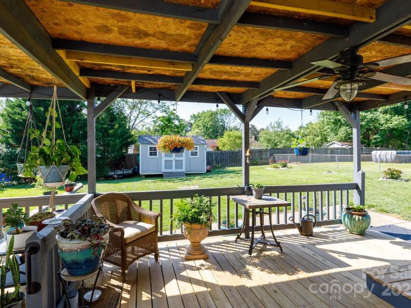 205 Wrentree Lane, Gastonia, NC 28056.  MLS# CAR4256679, YatesRealty ID 31798. 