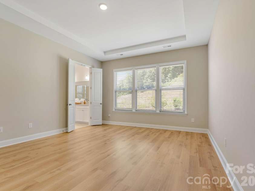 8091 Woodline Lane, Denver, NC 28037.  MLS# CAR4388004, YatesRealty ID 31799. 