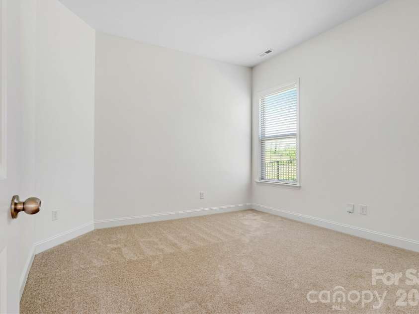 8091 Woodline Lane, Denver, NC 28037.  MLS# CAR4388004, YatesRealty ID 31799. 