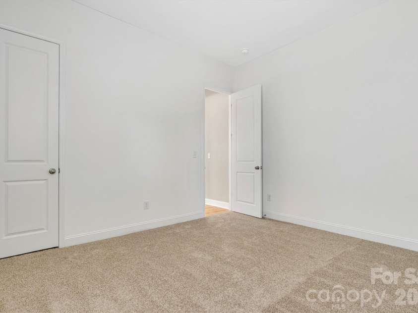 8091 Woodline Lane, Denver, NC 28037.  MLS# CAR4388004, YatesRealty ID 31799. 