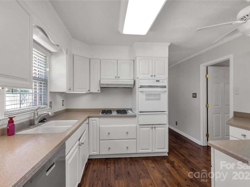 981 Ragin Lane, Rock Hill, SC 29732.  MLS# CAR4282745, YatesRealty ID 31799. 