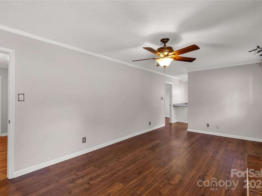 981 Ragin Lane, Rock Hill, SC 29732.  MLS# CAR4282745, YatesRealty ID 31799. 