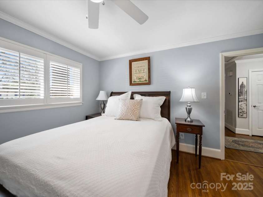 1623 Geneva Court, Charlotte, NC 28209.  MLS# CAR4235982, YatesRealty ID 3180. 