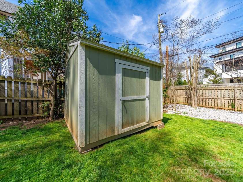 1623 Geneva Court, Charlotte, NC 28209.  MLS# CAR4235982, YatesRealty ID 3180. Storage shed
