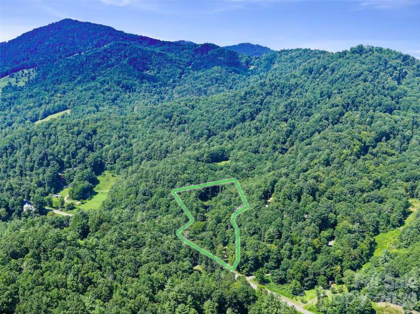 3301 State Highway 197 None, Burnsville, NC 28714.  MLS# CAR4412476, YatesRealty ID 3180. 