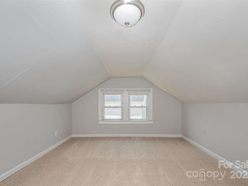 202 Pinchback Avenue, Bessemer City, NC 28016.  MLS# CAR4277000, YatesRealty ID 31800. 