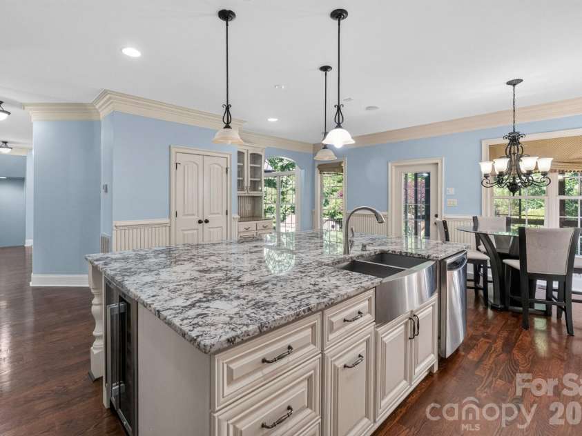6543 Robin Hollow Drive, Mint Hill, NC 28227.  MLS# CAR4385077, YatesRealty ID 31800. 