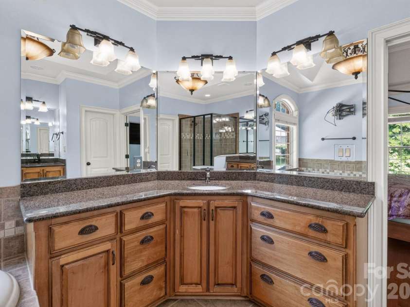 6543 Robin Hollow Drive, Mint Hill, NC 28227.  MLS# CAR4385077, YatesRealty ID 31800. 