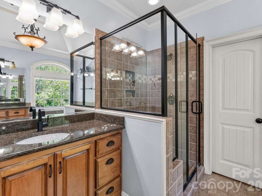 6543 Robin Hollow Drive, Mint Hill, NC 28227.  MLS# CAR4385077, YatesRealty ID 31800. 