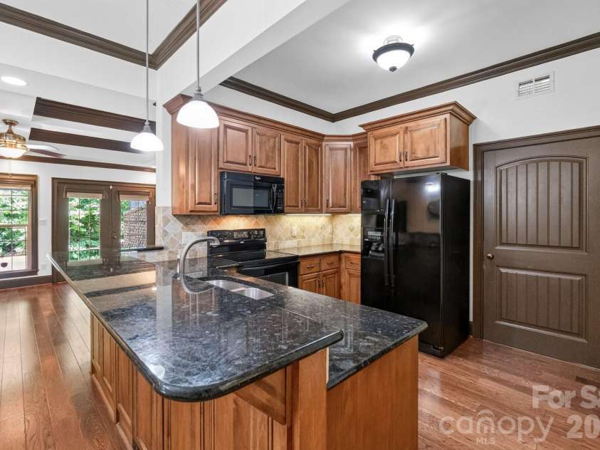 6543 Robin Hollow Drive, Mint Hill, NC 28227.  MLS# CAR4385077, YatesRealty ID 31800. 