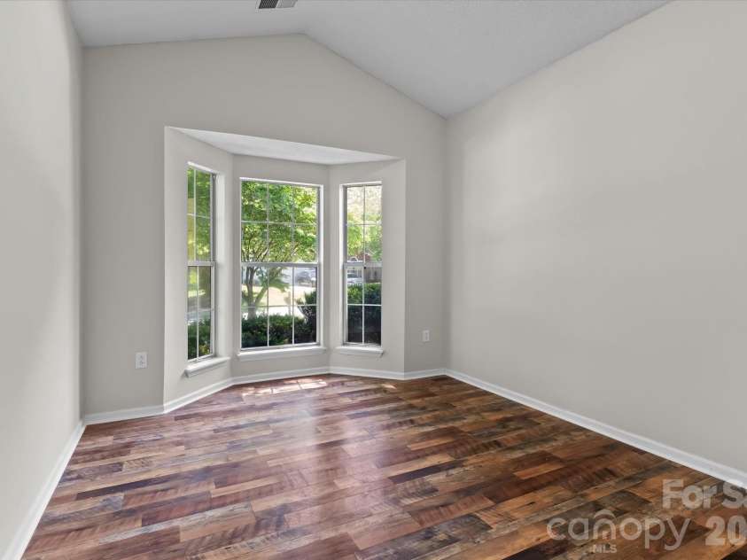 11823 Harris Ridge Drive, Charlotte, NC 28269.  MLS# CAR4370842, YatesRealty ID 31801. 