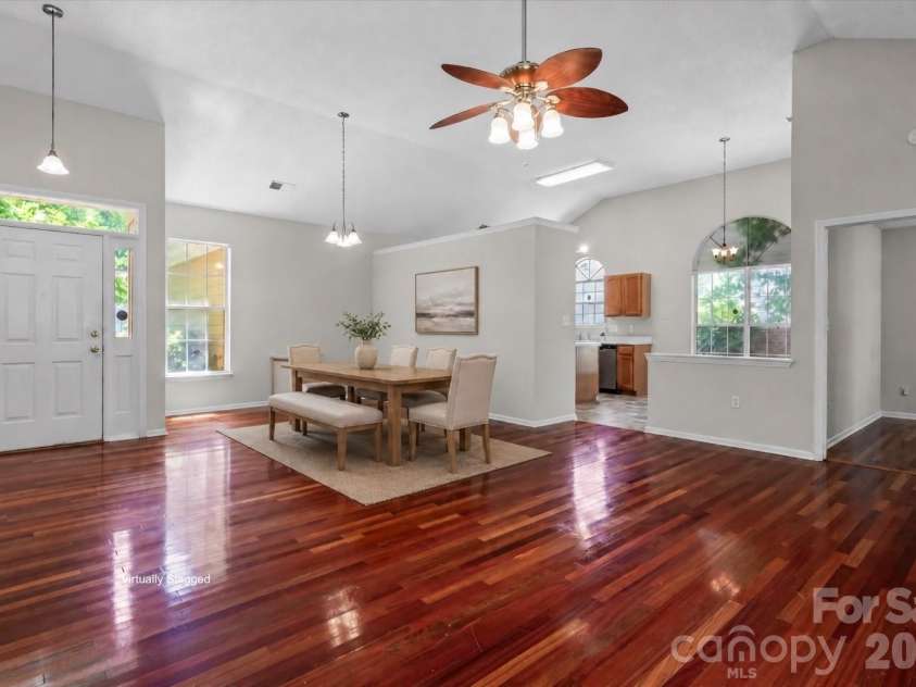 11823 Harris Ridge Drive, Charlotte, NC 28269.  MLS# CAR4370842, YatesRealty ID 31801. Dining Area Virtually Staged