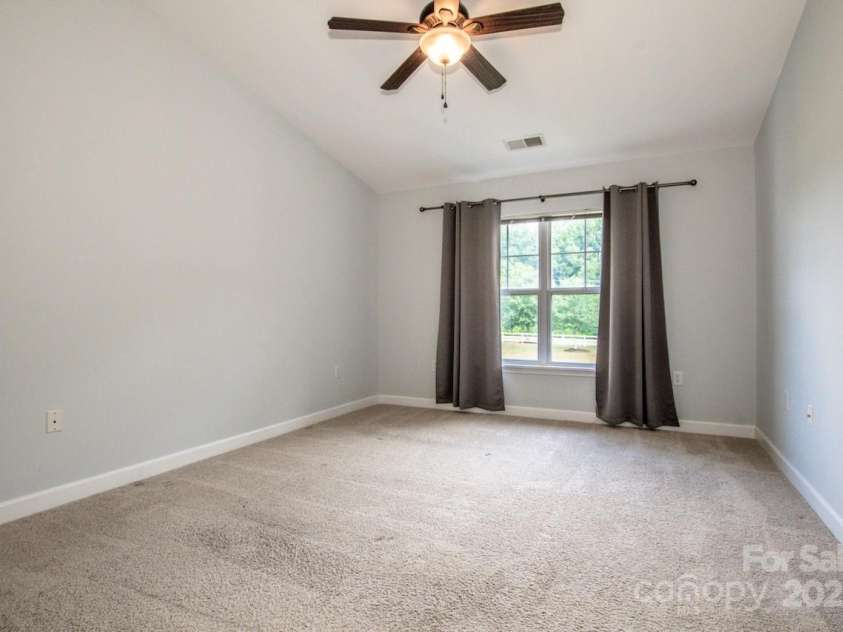 17151 Doe Valley Court, Cornelius, NC 28031.  MLS# CAR4286803, YatesRealty ID 31801. Primary Bedroom