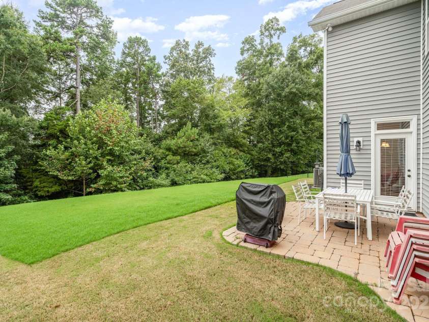 13821 Baytown Court, Huntersville, NC 28078.  MLS# CAR4288867, YatesRealty ID 31802. 