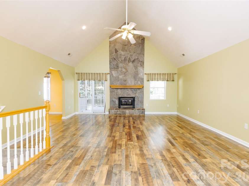 1895 Airport Road, Marion, NC 28752.  MLS# CAR4394606, YatesRealty ID 31802. 