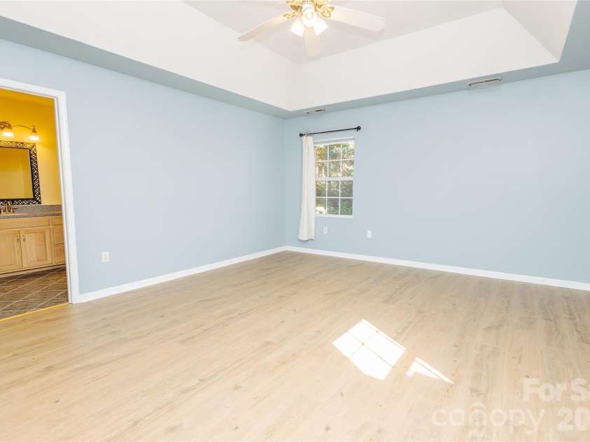 1895 Airport Road, Marion, NC 28752.  MLS# CAR4394606, YatesRealty ID 31802. 