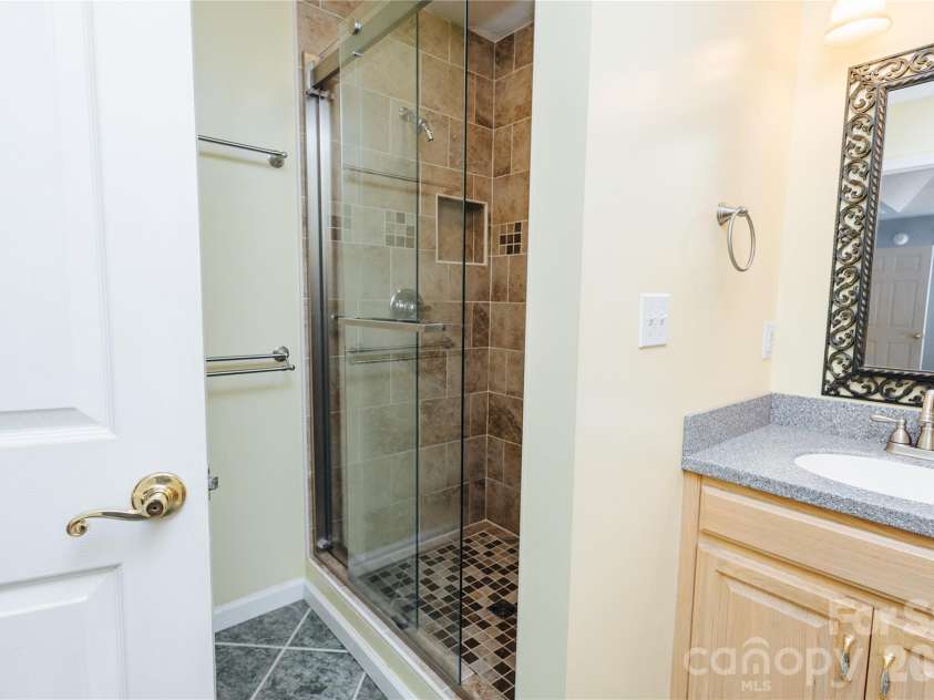 1895 Airport Road, Marion, NC 28752.  MLS# CAR4394606, YatesRealty ID 31802. 