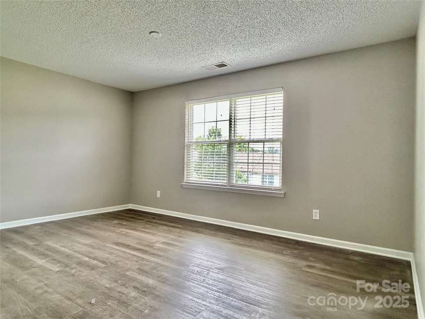 4424 Staffordshire Lane, Charlotte, NC 28213.  MLS# CAR4274521, YatesRealty ID 31803. 