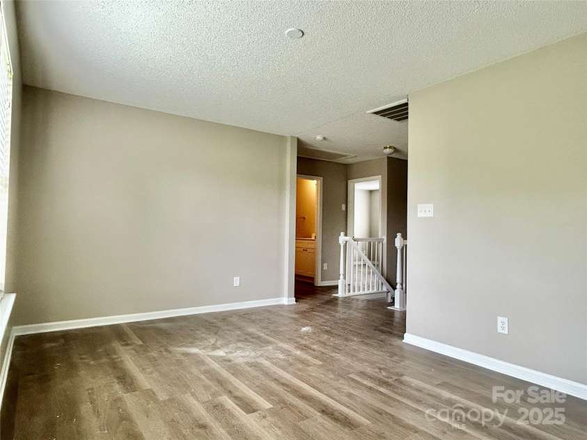 4424 Staffordshire Lane, Charlotte, NC 28213.  MLS# CAR4274521, YatesRealty ID 31803. 
