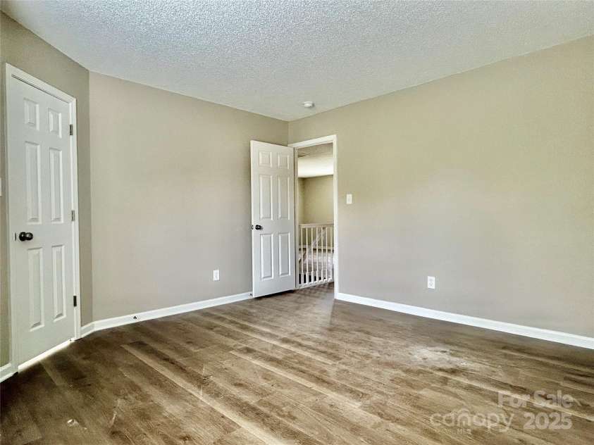 4424 Staffordshire Lane, Charlotte, NC 28213.  MLS# CAR4274521, YatesRealty ID 31803. 