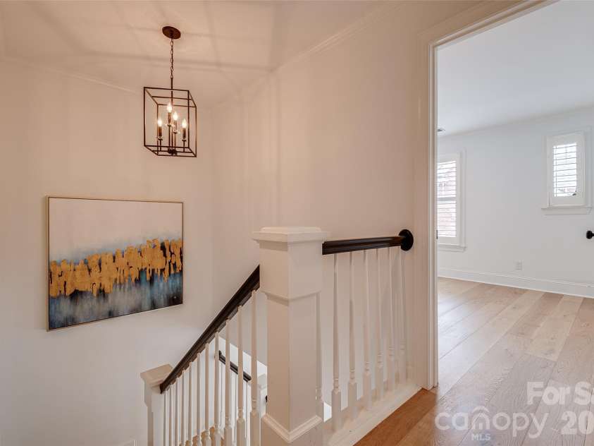 937 Park Slope Drive, Charlotte, NC 28209.  MLS# CAR4393902, YatesRealty ID 31803. 