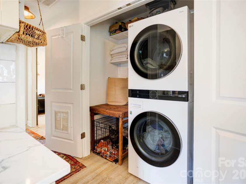 122 Crowell Drive, Concord, NC 28025.  MLS# CAR4388957, YatesRealty ID 31804. New stackable washer and dryer