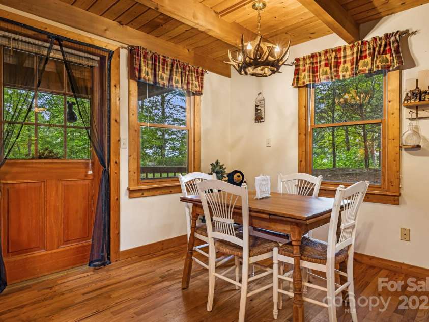 180 Grace Way, Green Mountain, NC 28740.  MLS# CAR4276966, YatesRealty ID 31804. 