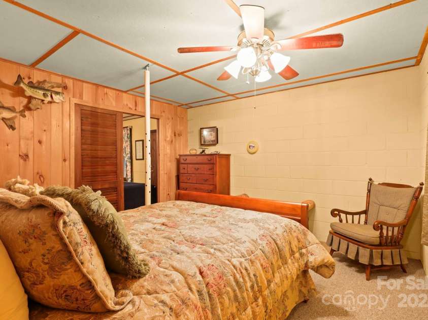 1074 Nikanor Road, West Jefferson, NC 28694.  MLS# CAR4289358, YatesRealty ID 31805. 