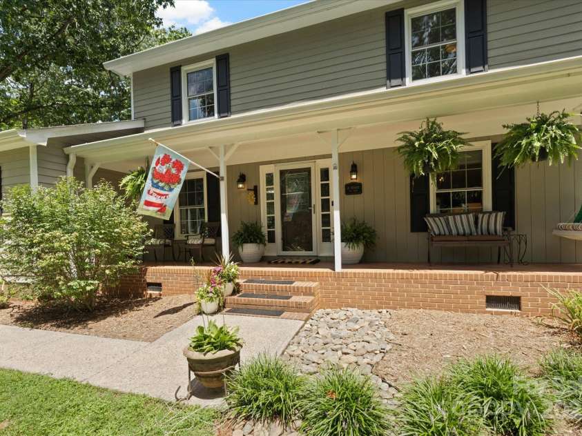 1496 Hardwood Circle, Newton, NC 28658.  MLS# CAR4281283, YatesRealty ID 31808. 