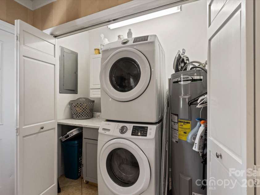 1496 Hardwood Circle, Newton, NC 28658.  MLS# CAR4281283, YatesRealty ID 31808. 