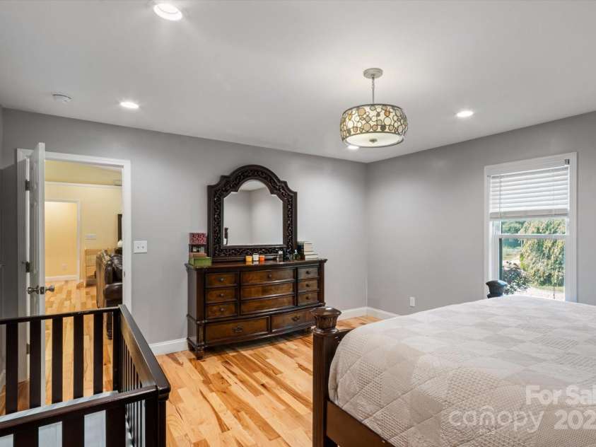 40 Alabama Avenue, Marion, NC 28752.  MLS# CAR4277488, YatesRealty ID 3181. 