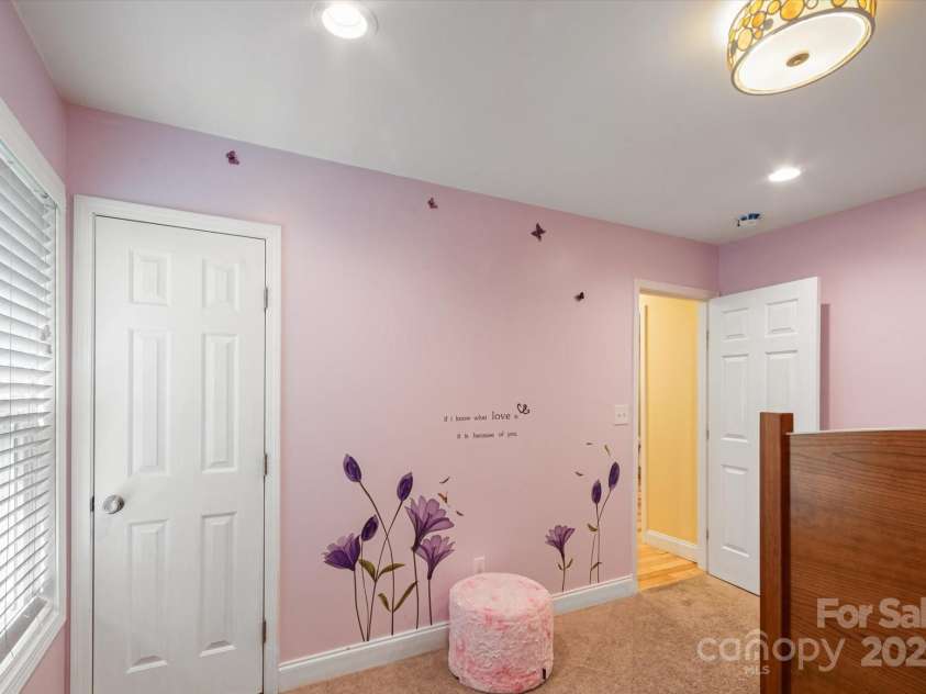 40 Alabama Avenue, Marion, NC 28752.  MLS# CAR4277488, YatesRealty ID 3181. 