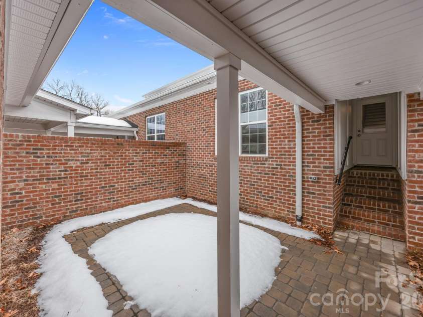 443 Beacon Street, Concord, NC 28027.  MLS# CAR4343723, YatesRealty ID 3181. 