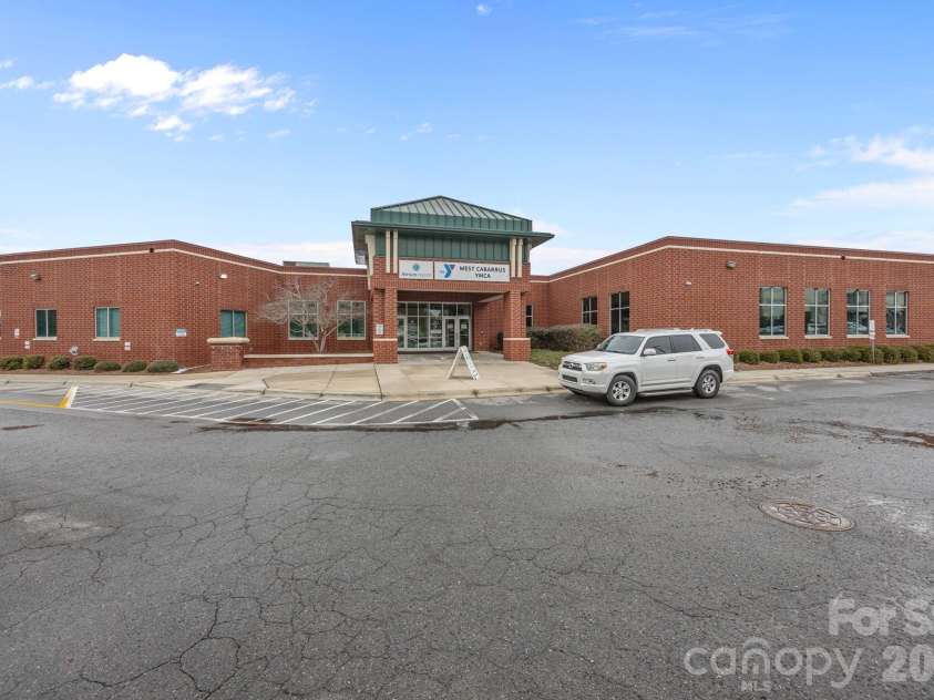 443 Beacon Street, Concord, NC 28027.  MLS# CAR4343723, YatesRealty ID 3181. 