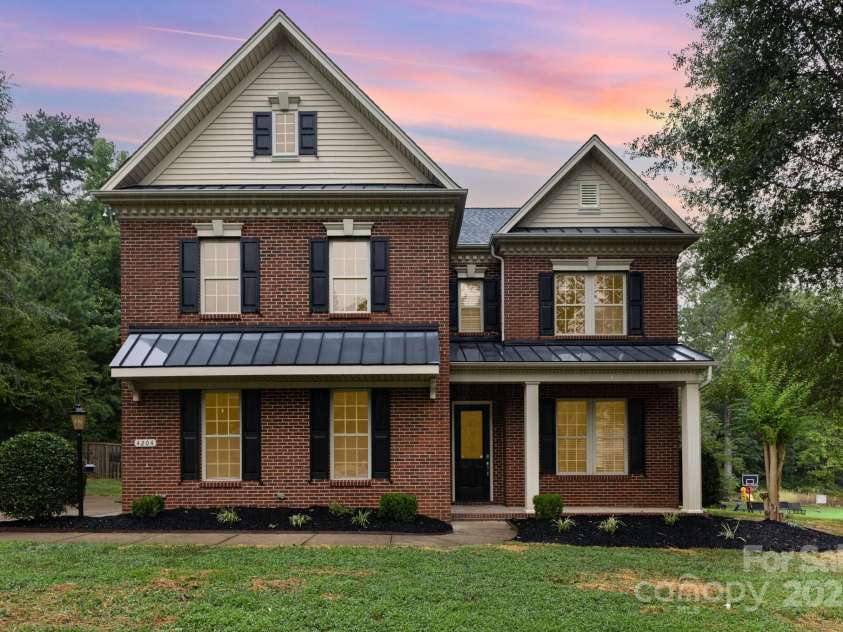 4204 Belle Meade Circle, Belmont, NC 28012.  MLS# CAR4288433, YatesRealty ID 31810. 