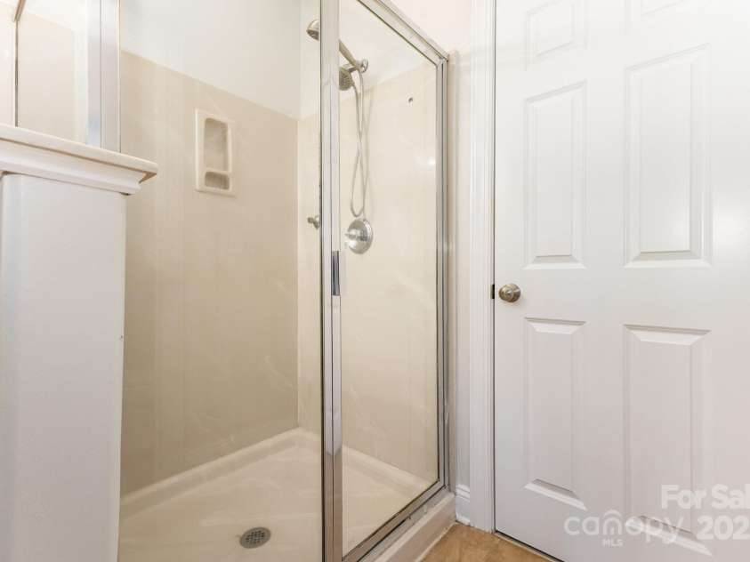 4204 Belle Meade Circle, Belmont, NC 28012.  MLS# CAR4288433, YatesRealty ID 31810. 