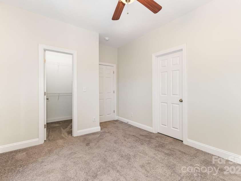 4204 Belle Meade Circle, Belmont, NC 28012.  MLS# CAR4288433, YatesRealty ID 31810. 