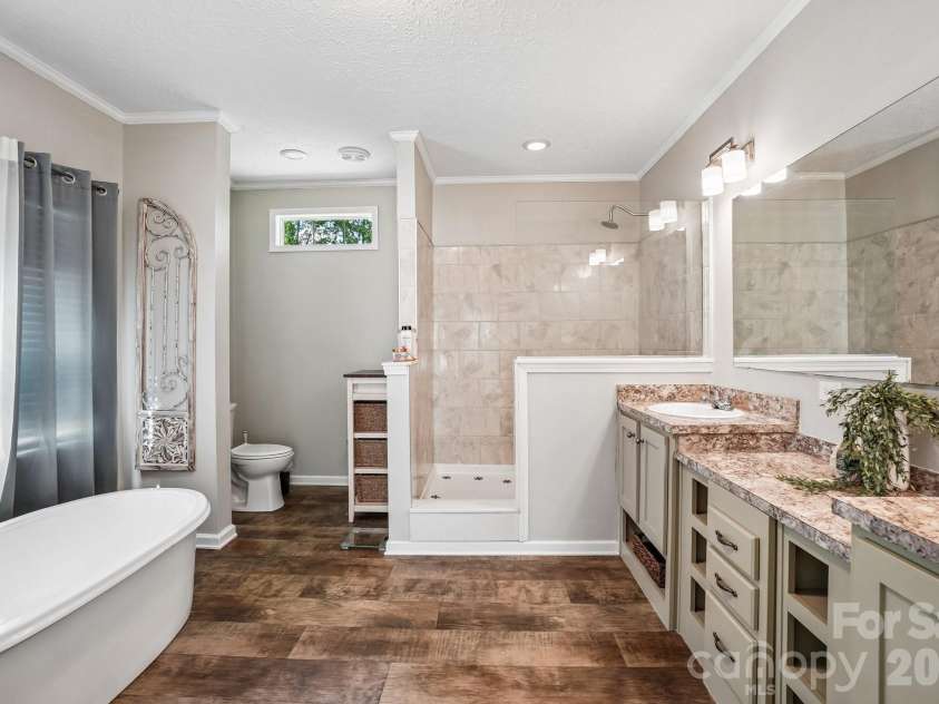 51 Hermit Springs Trail, Hendersonville, NC 28739.  MLS# CAR4394272, YatesRealty ID 31810. 