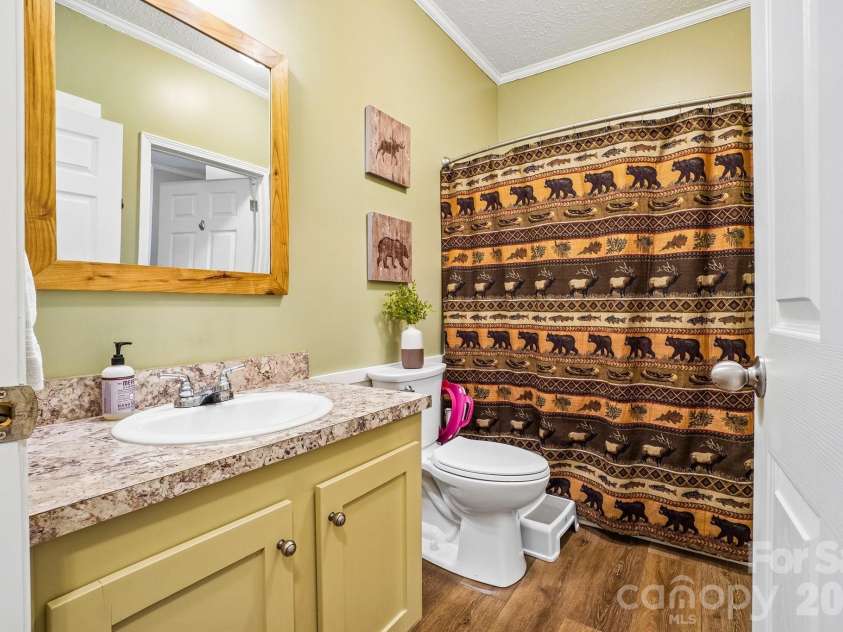 51 Hermit Springs Trail, Hendersonville, NC 28739.  MLS# CAR4394272, YatesRealty ID 31810. 