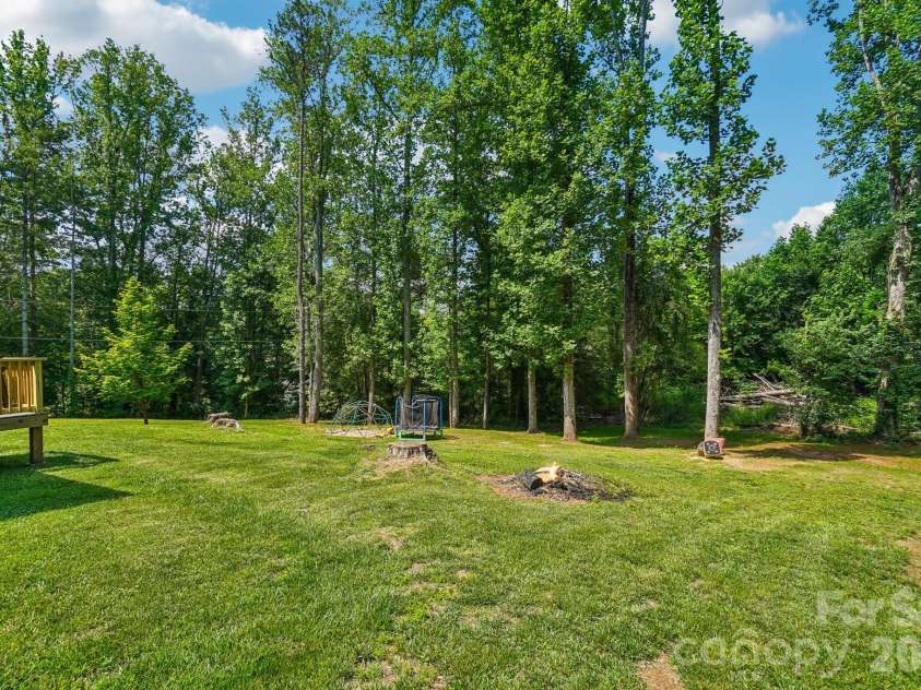 51 Hermit Springs Trail, Hendersonville, NC 28739.  MLS# CAR4394272, YatesRealty ID 31810. 