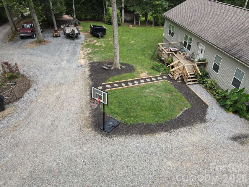 51 Hermit Springs Trail, Hendersonville, NC 28739.  MLS# CAR4394272, YatesRealty ID 31810. 