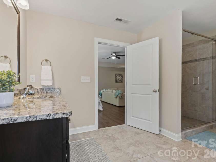 7658 Lazy Hollow Lane, Denver, NC 28037.  MLS# CAR4393866, YatesRealty ID 31812. 