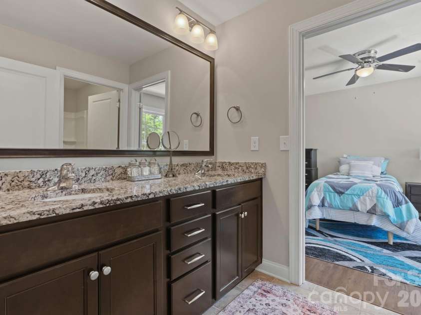7658 Lazy Hollow Lane, Denver, NC 28037.  MLS# CAR4393866, YatesRealty ID 31812. Jack and Jill bath