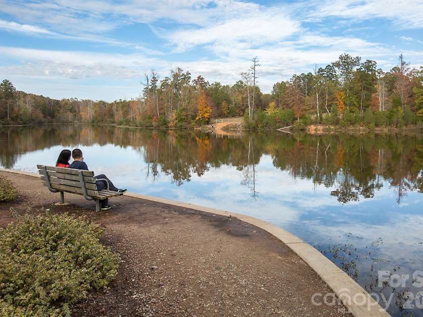2143 Knickerbocker Drive, Charlotte, NC 28212.  MLS# CAR4392064, YatesRealty ID 31813. And more parks.
