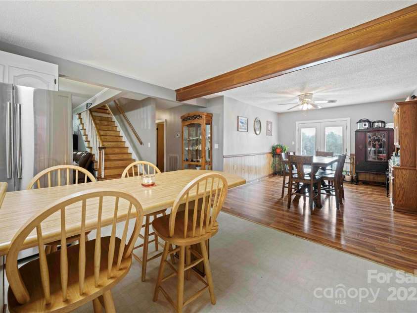 2207 Stagecoach Trail, Shelby, NC 28150.  MLS# CAR4290259, YatesRealty ID 31813. Kitchen & Dining Room