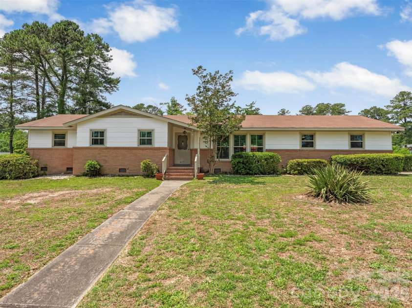 8121 Greenbrook Road, Columbia, SC 29223.  MLS# CAR4393949, YatesRealty ID 31814. 