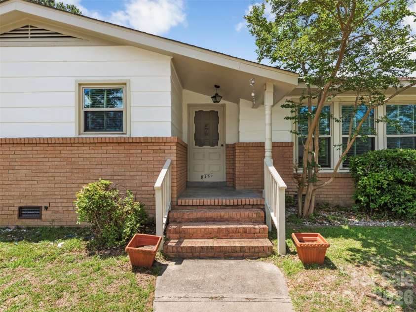 8121 Greenbrook Road, Columbia, SC 29223.  MLS# CAR4393949, YatesRealty ID 31814. 